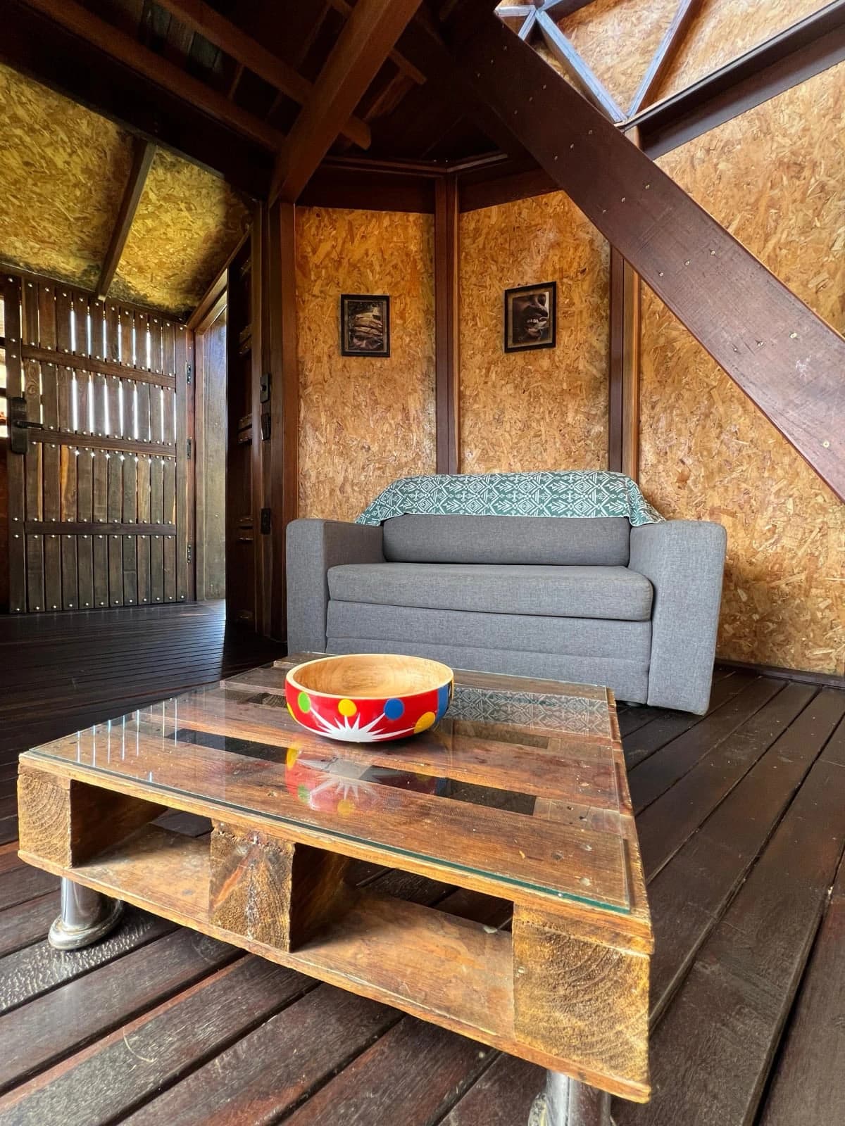 Terraza exterior — Ikuna Glamping